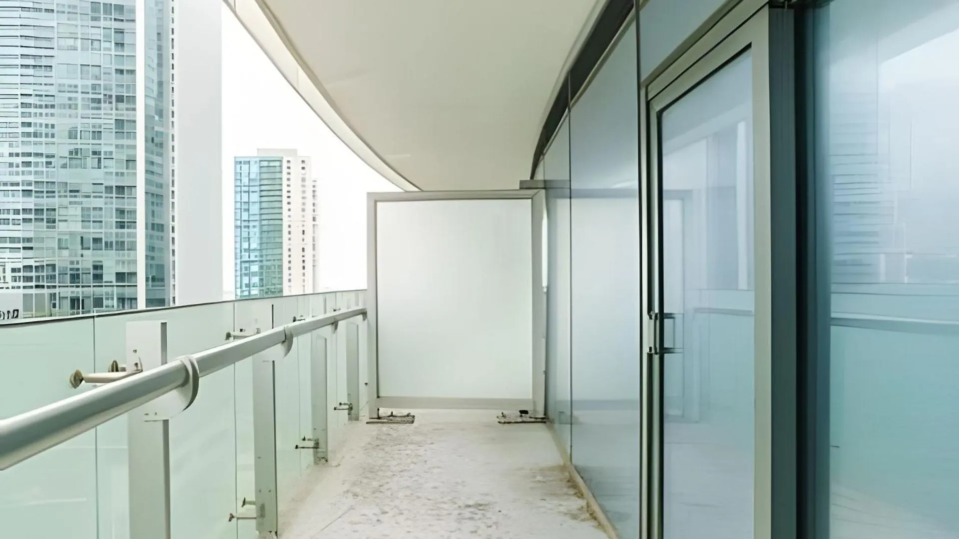 The One Apartamento Toronto
